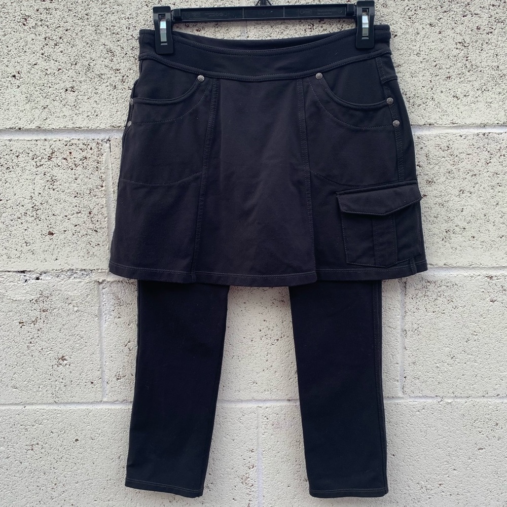 ⭐️ATHLETA active skirt with cropped leggings